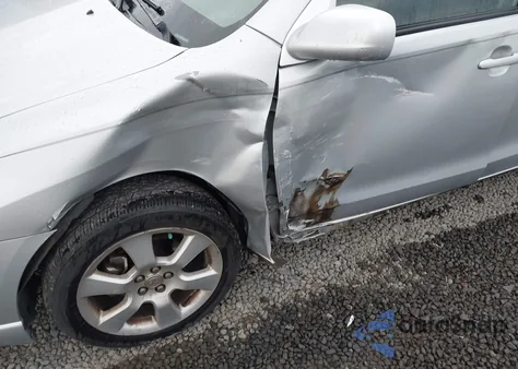 2006 Toyota Corolla Matrix Xr from USA, damaged, VIN 2T1KR32E76C595131